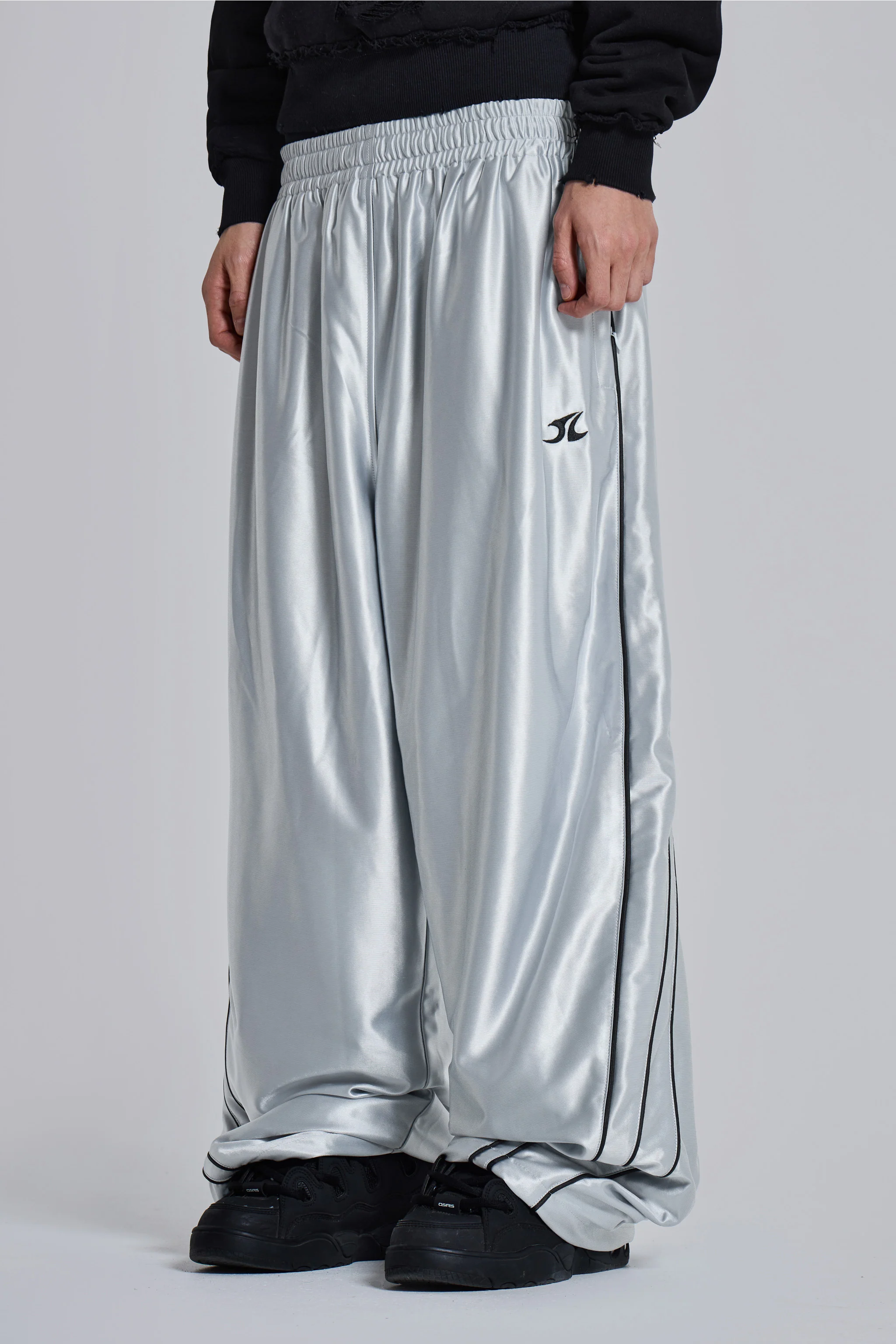 Silver Metallic Vapor Joggers 4 Silver Metallic Vapor Joggers