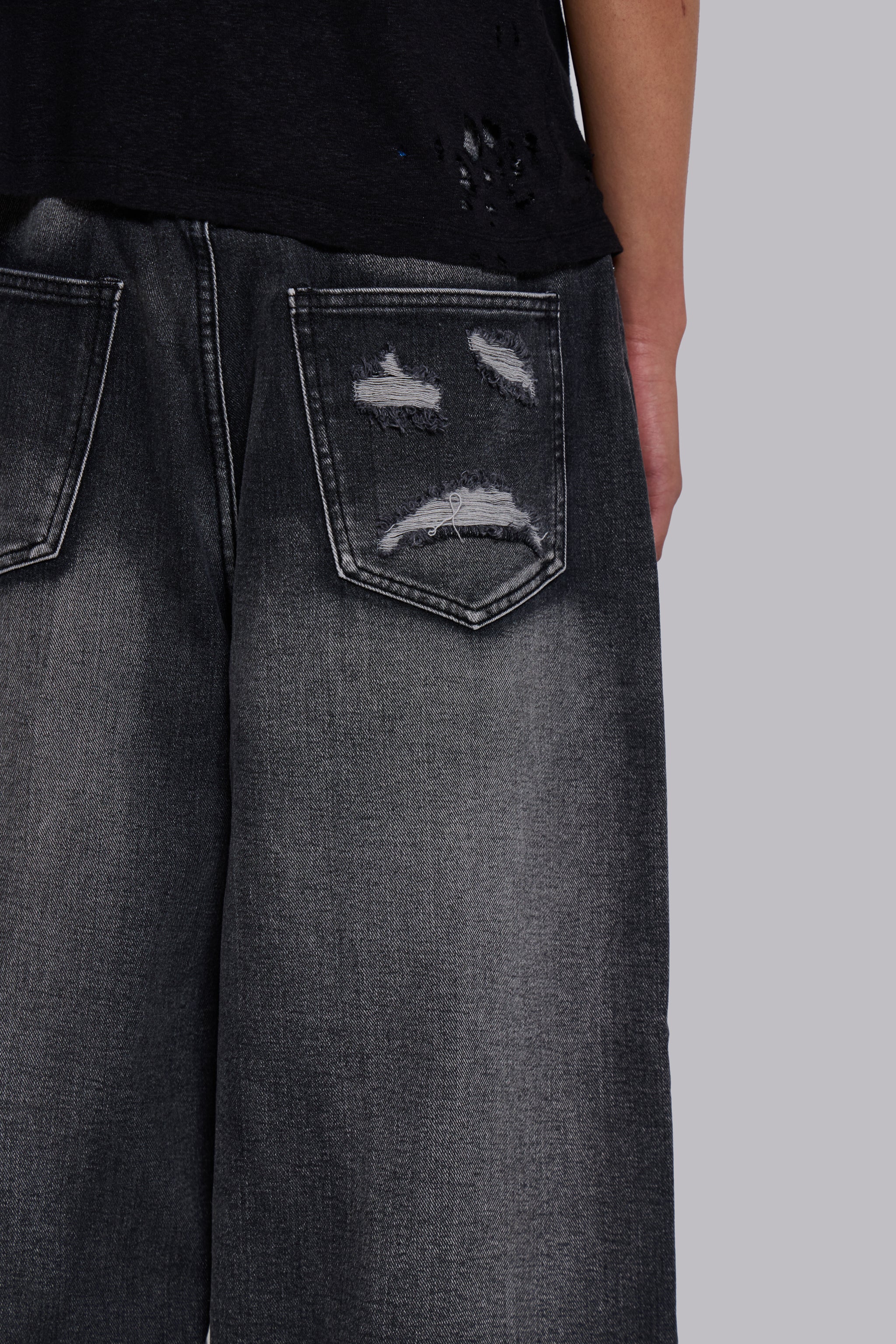 Black Spike Airbrush XL Ripped Colossus Jeans 6 Black Spike Airbrush XL Ripped Colossus Jeans