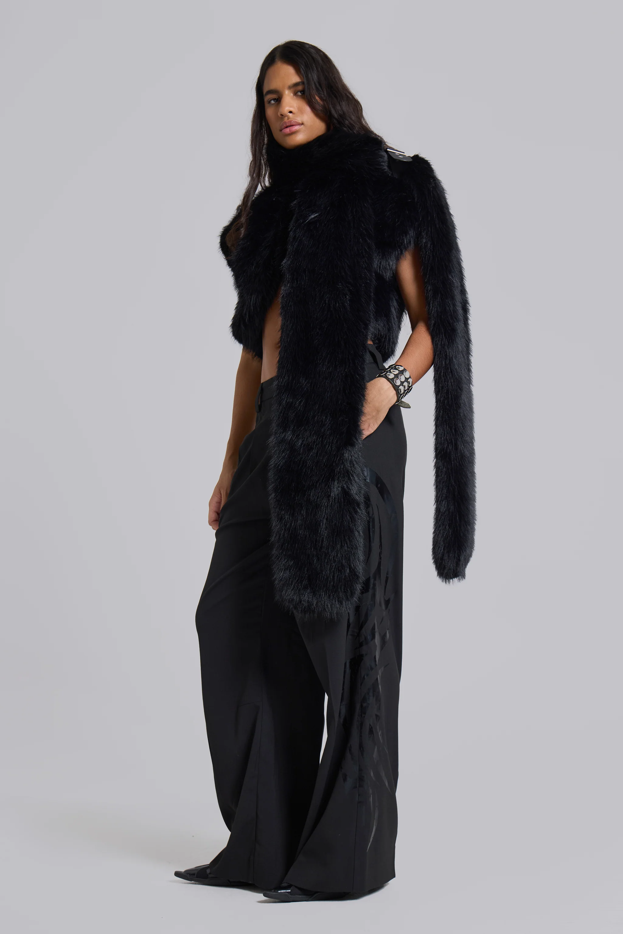 Saskia 2-in-1 Faux Fur Shrug in Black 15 Saskia 2-in-1 Faux Fur Shrug in Black