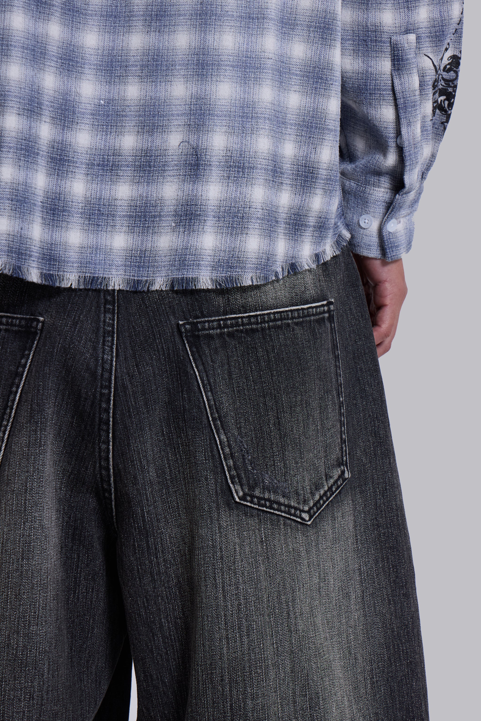 Chain Distressed XL Colossus Jeans 6 Chain Distressed XL Colossus Jeans