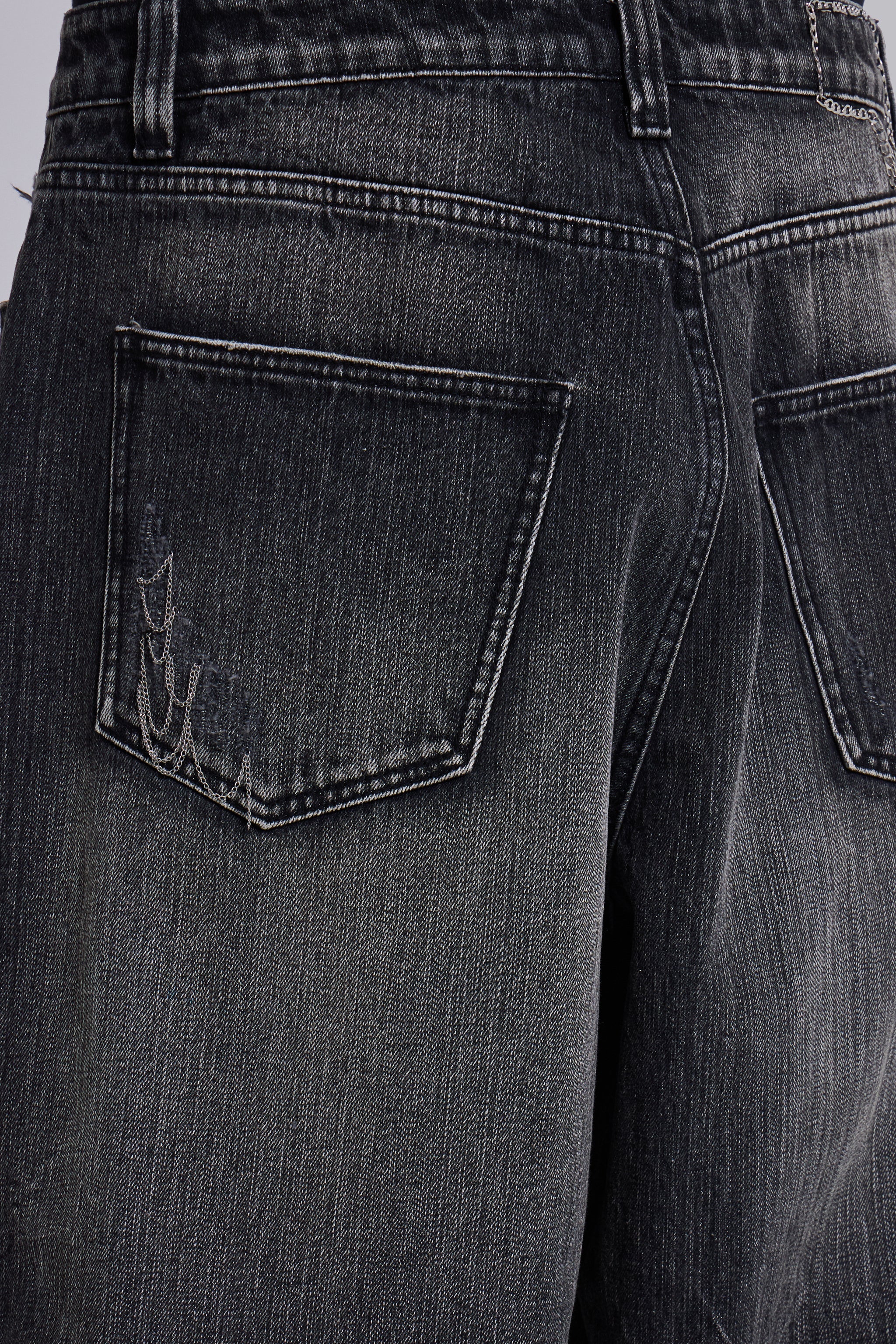 Chain Distressed XL Colossus Jeans 7 Chain Distressed XL Colossus Jeans