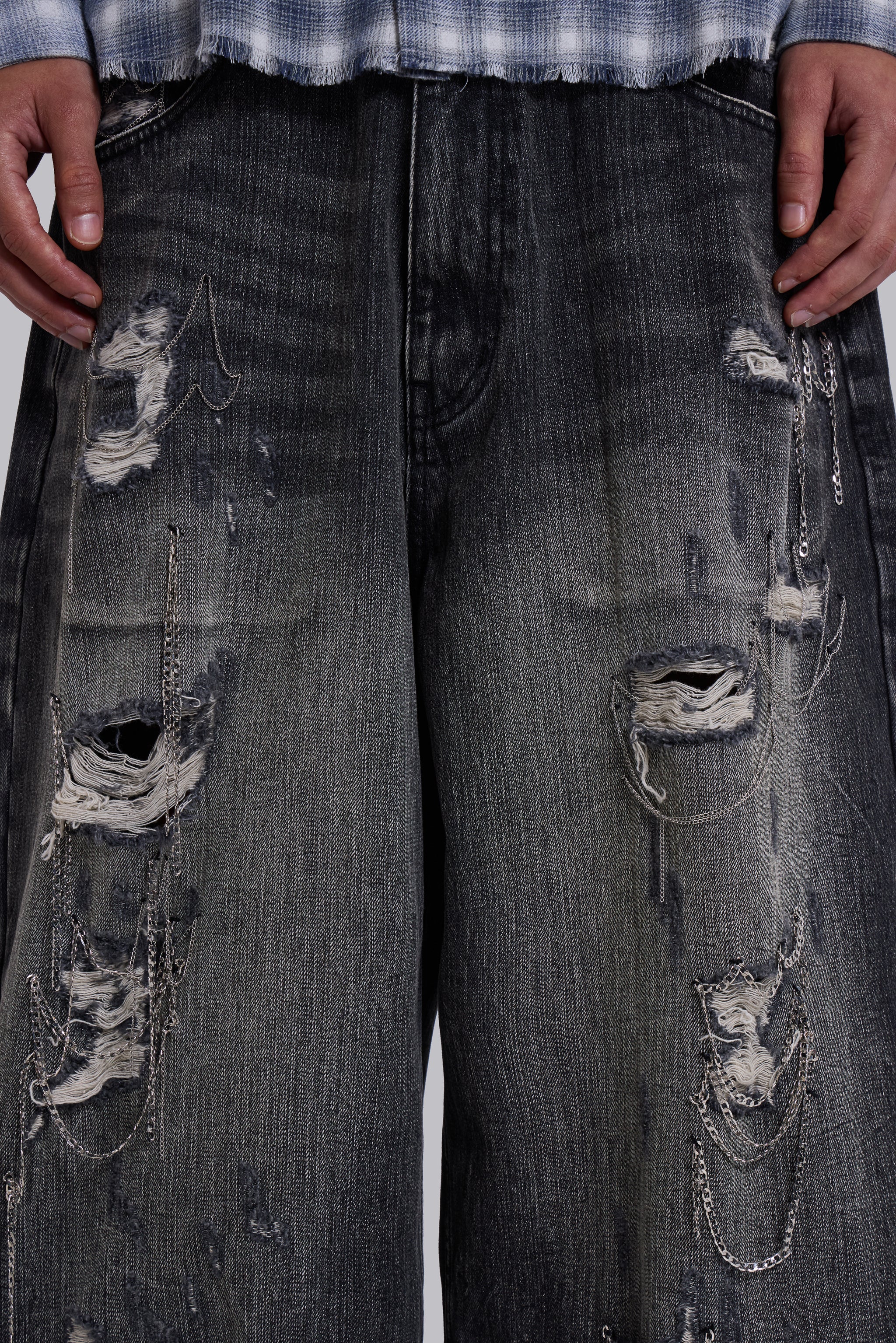 Chain Distressed XL Colossus Jeans 9 Chain Distressed XL Colossus Jeans