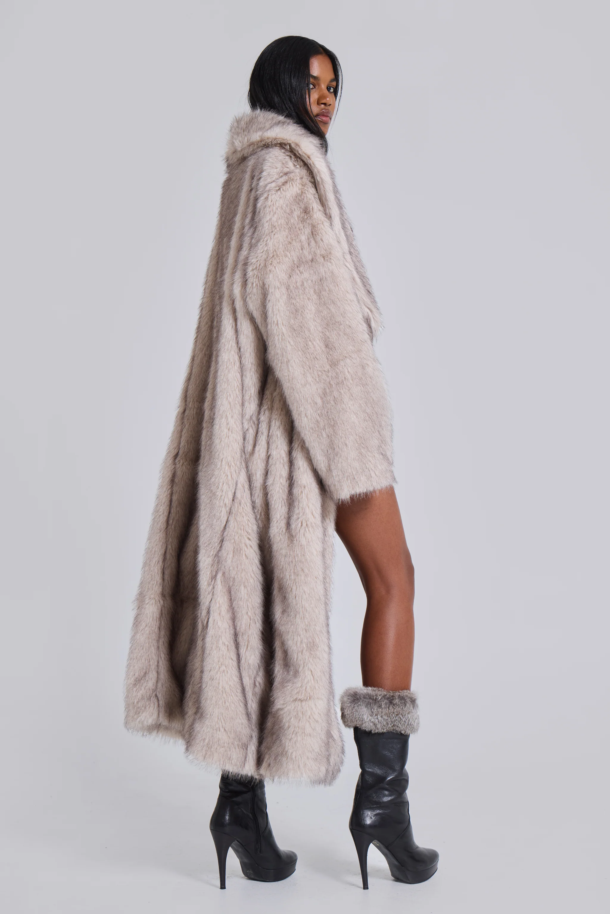 Alaska Faux Fur Coat 4 Alaska Faux Fur Coat
