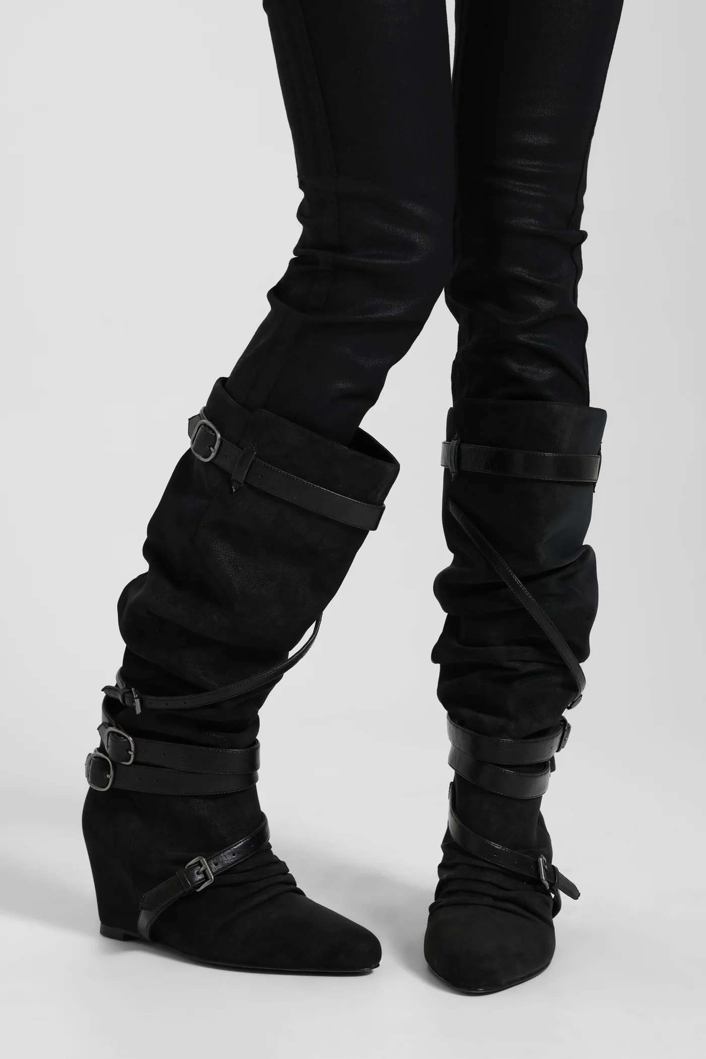 Vione Slouch Wedge Boots
