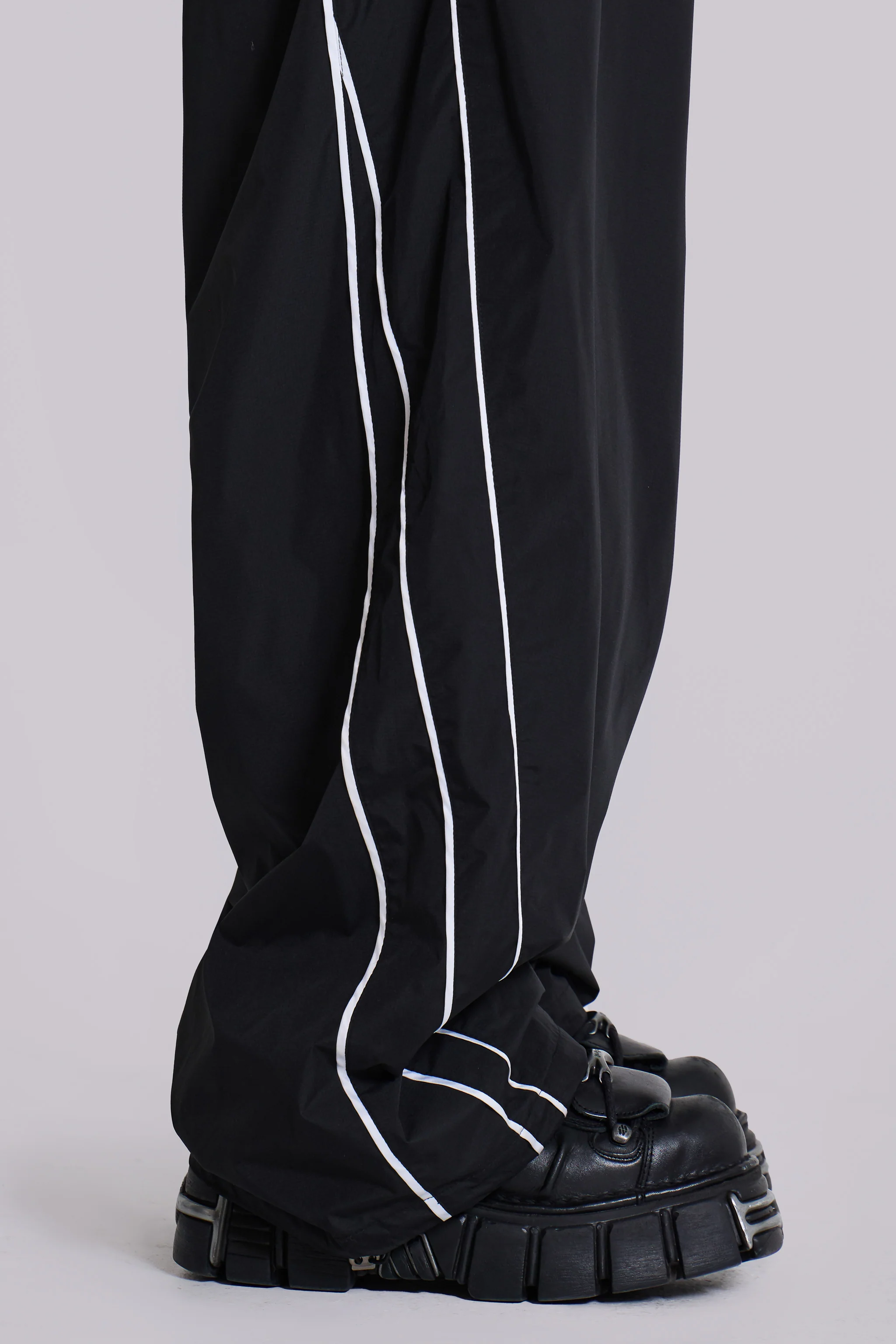 Black Vapor Tracksuit Bottoms 5 Black Vapor Tracksuit Bottoms