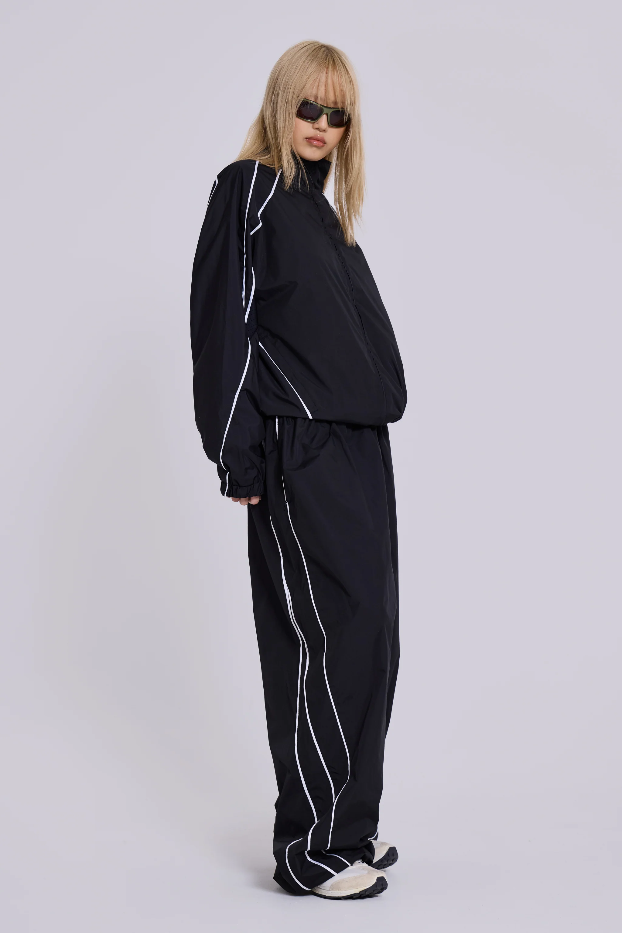Black Vapor Tracksuit Top 8 Black Vapor Tracksuit Top