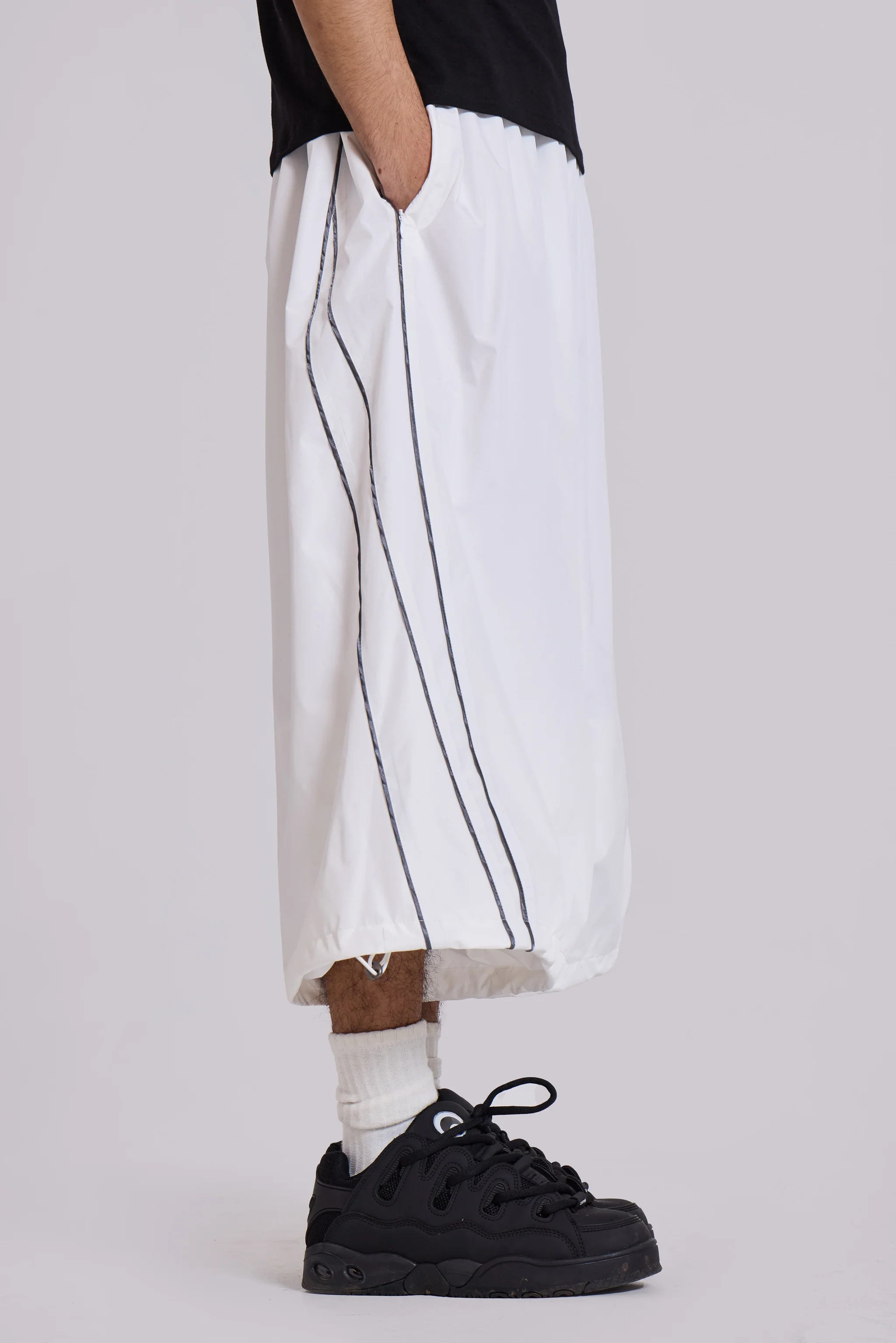 Arctic Vapor 3/4 Shorts 1 Arctic Vapor 3/4 Shorts